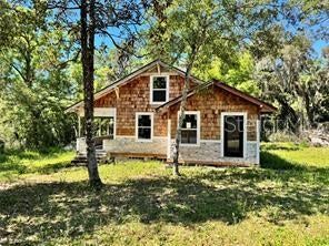 Photo of 737 E Indiana Avenue, Deland, FL 32724 (MLS # O6443821)