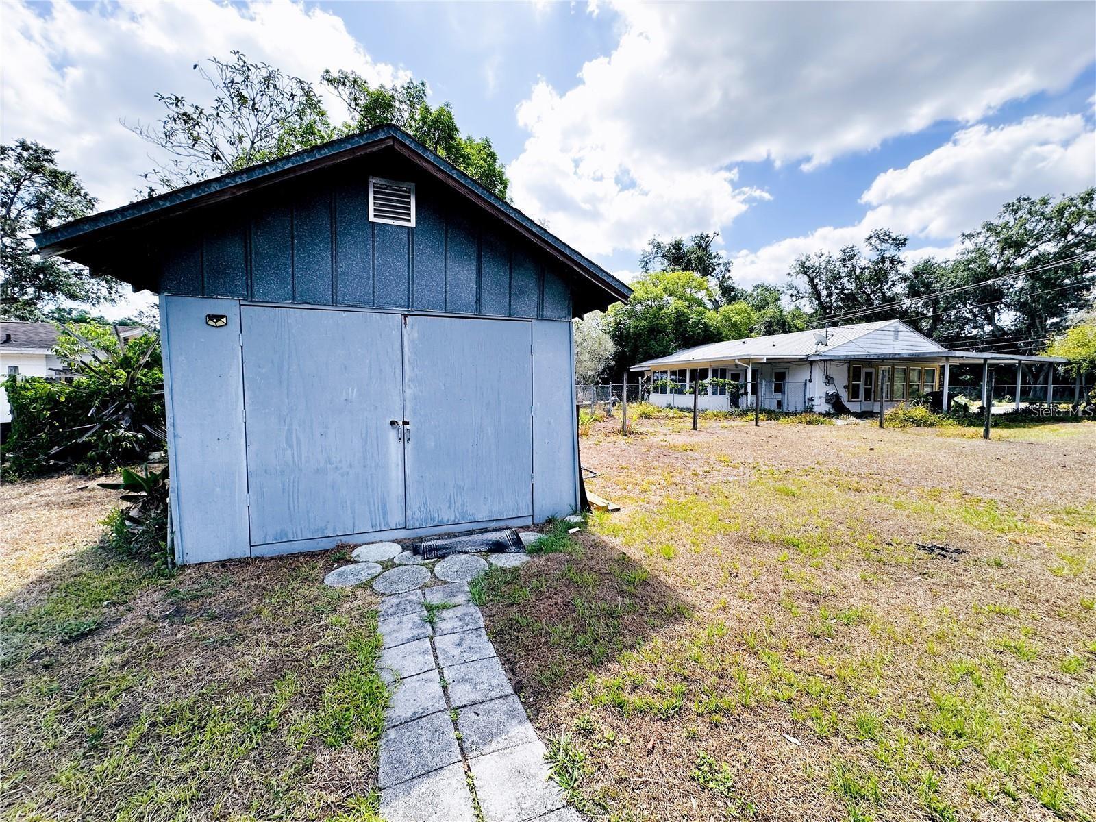 LAWNDALE SUB - Residential