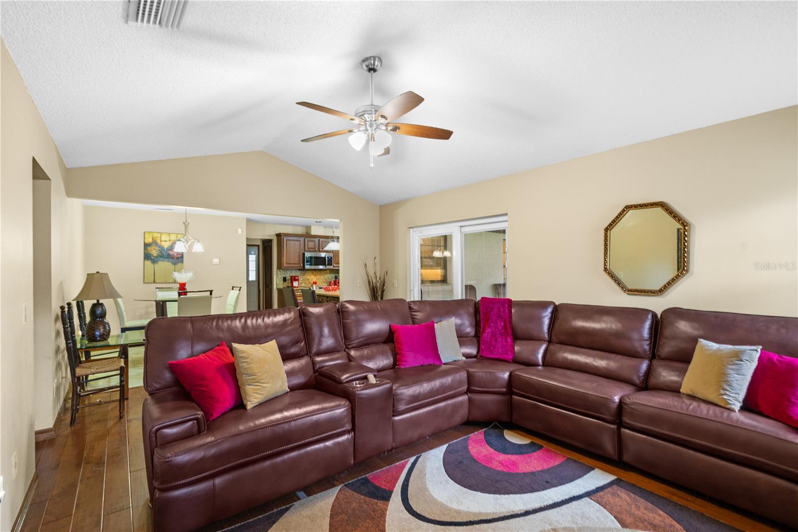 WINDSONG ESTATES - Residential