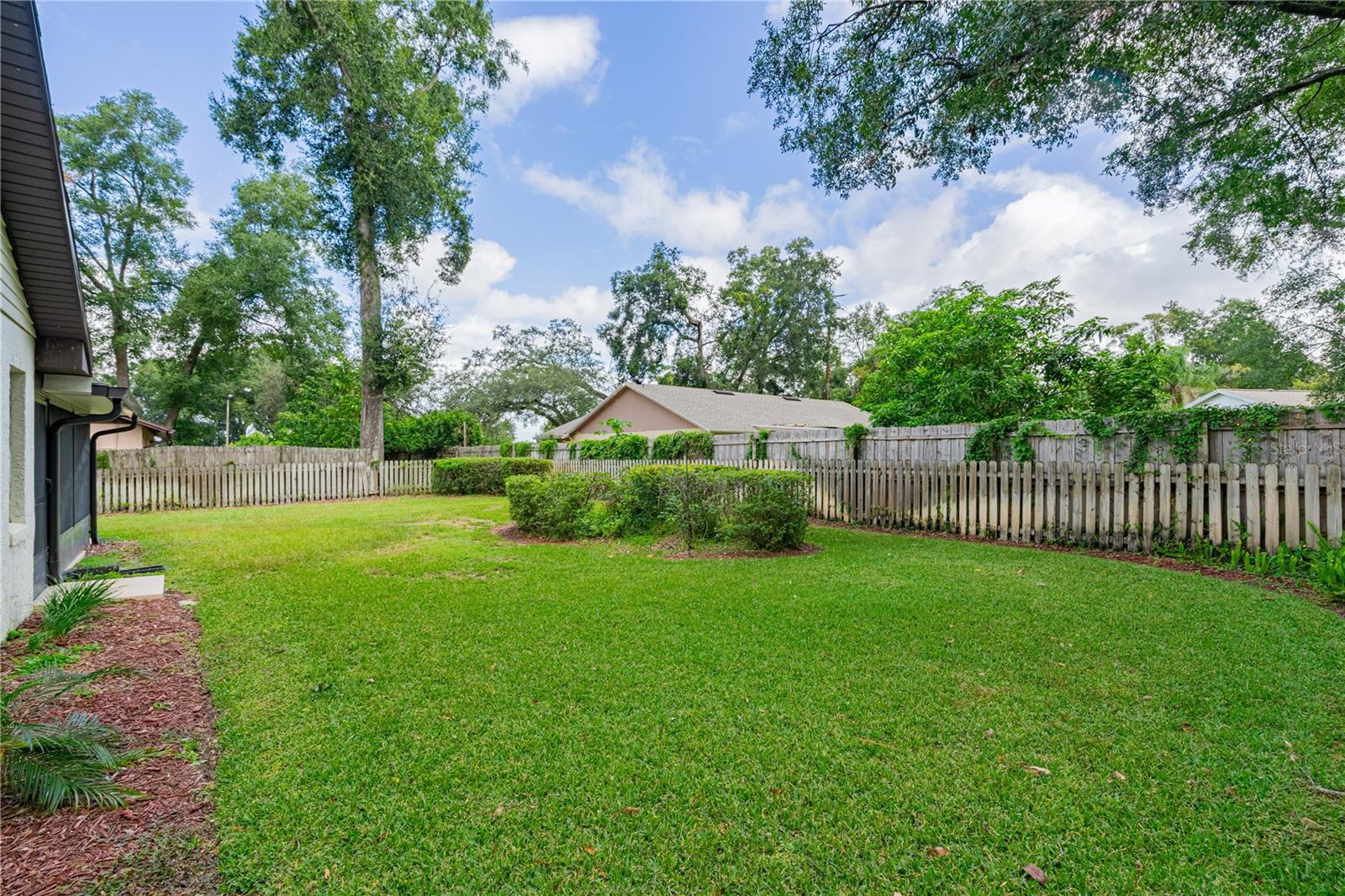 WINDSONG ESTATES - Residential