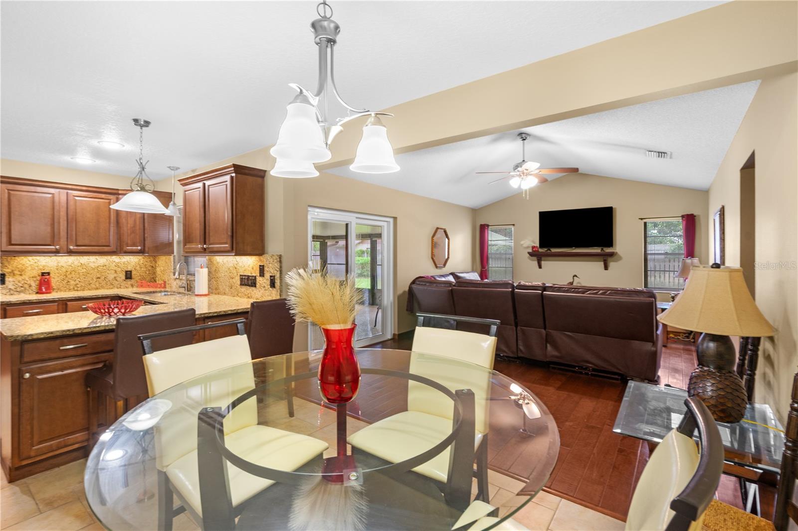 WINDSONG ESTATES - Residential