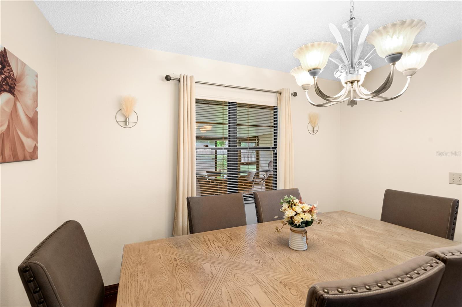WINDSONG ESTATES - Residential