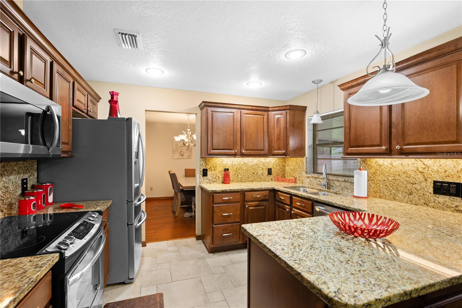 WINDSONG ESTATES - Residential