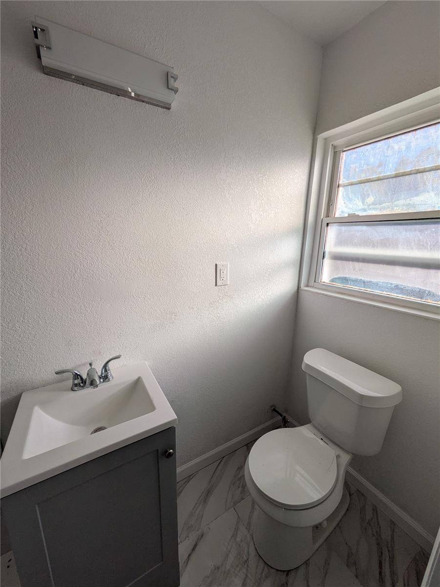 TILSEN MANOR BLKS 2 3 4 5 6 8 - Residential