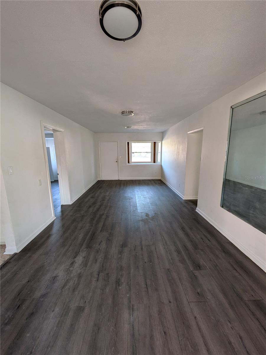 TILSEN MANOR BLKS 2 3 4 5 6 8 - Residential