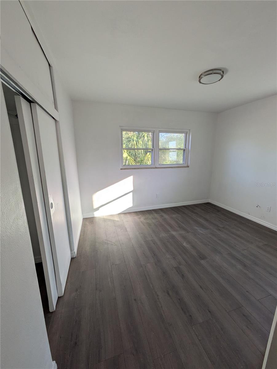 TILSEN MANOR BLKS 2 3 4 5 6 8 - Residential