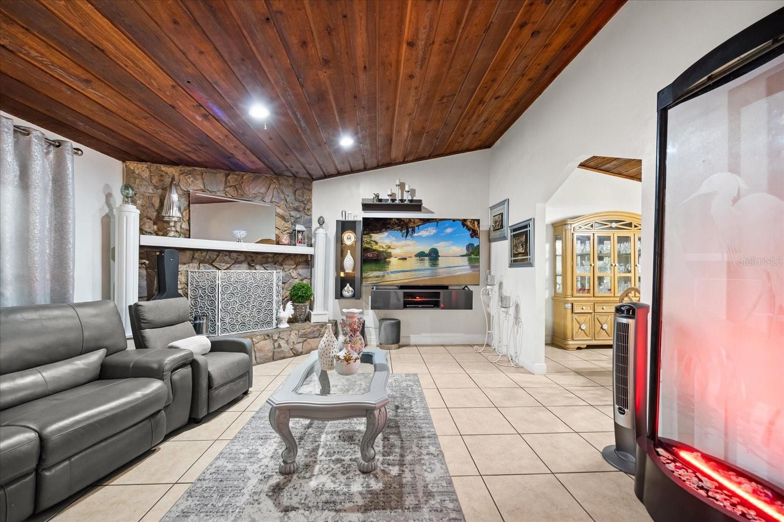 2270 OLD HICKORY TREE ROAD