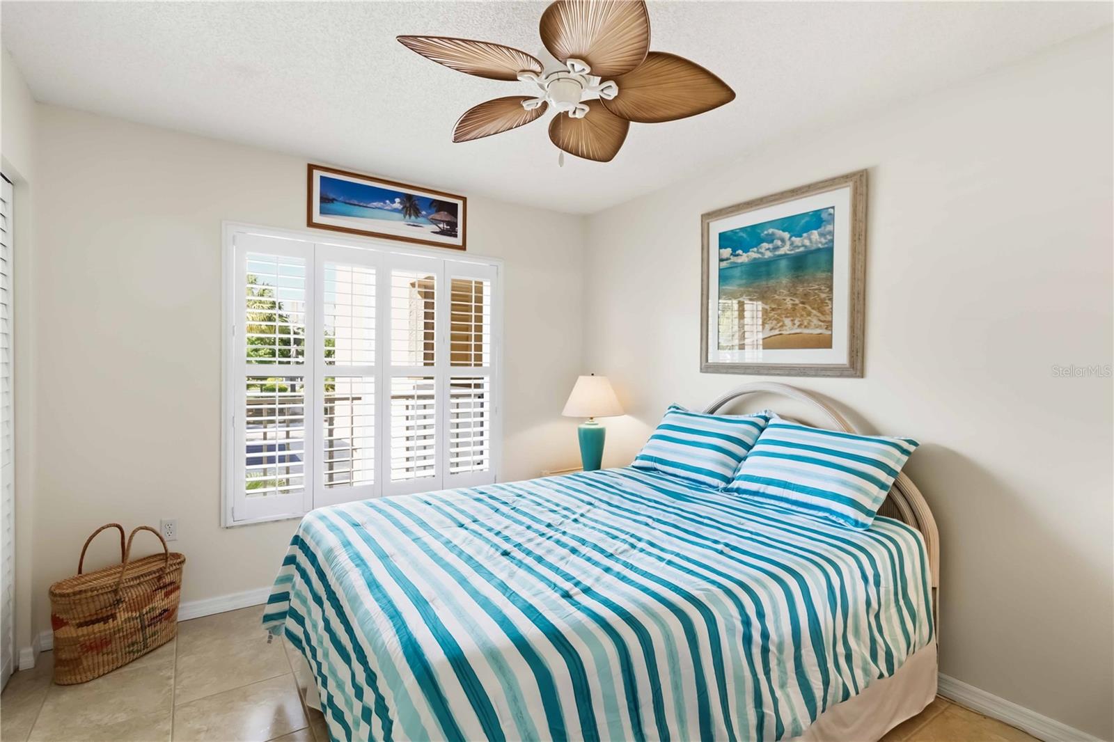 ARBORS AT PINEBROOK CONDO PH I - Residential