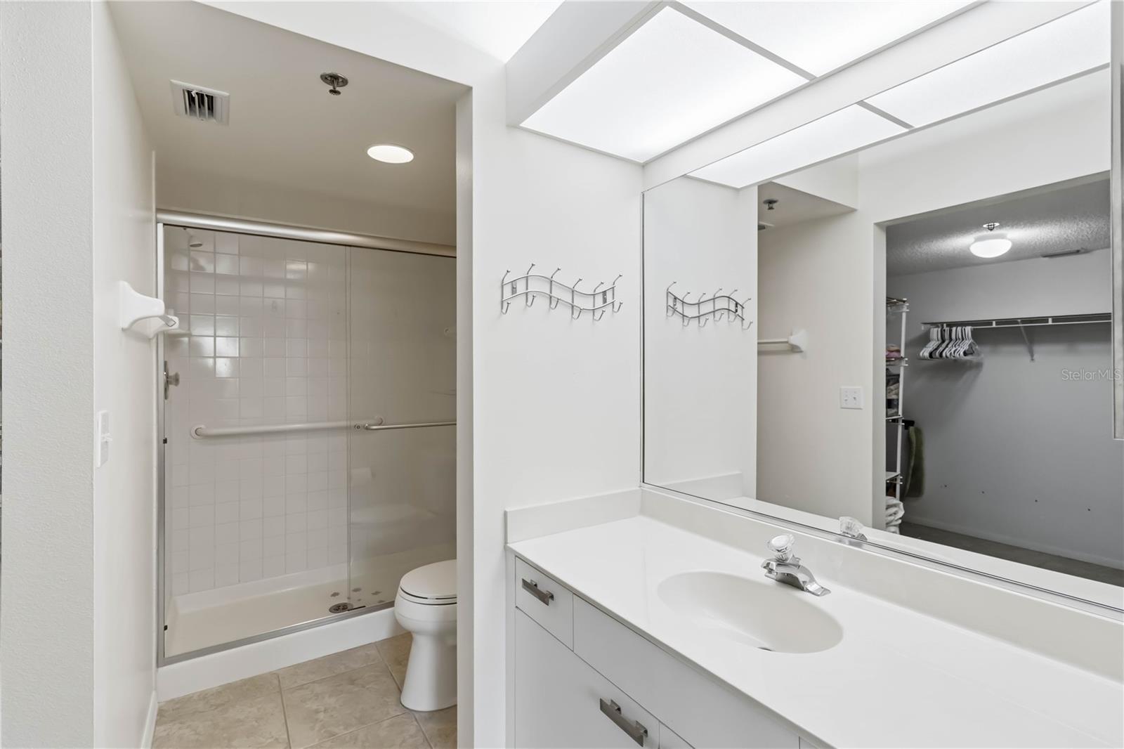 ARBORS AT PINEBROOK CONDO PH I - Residential