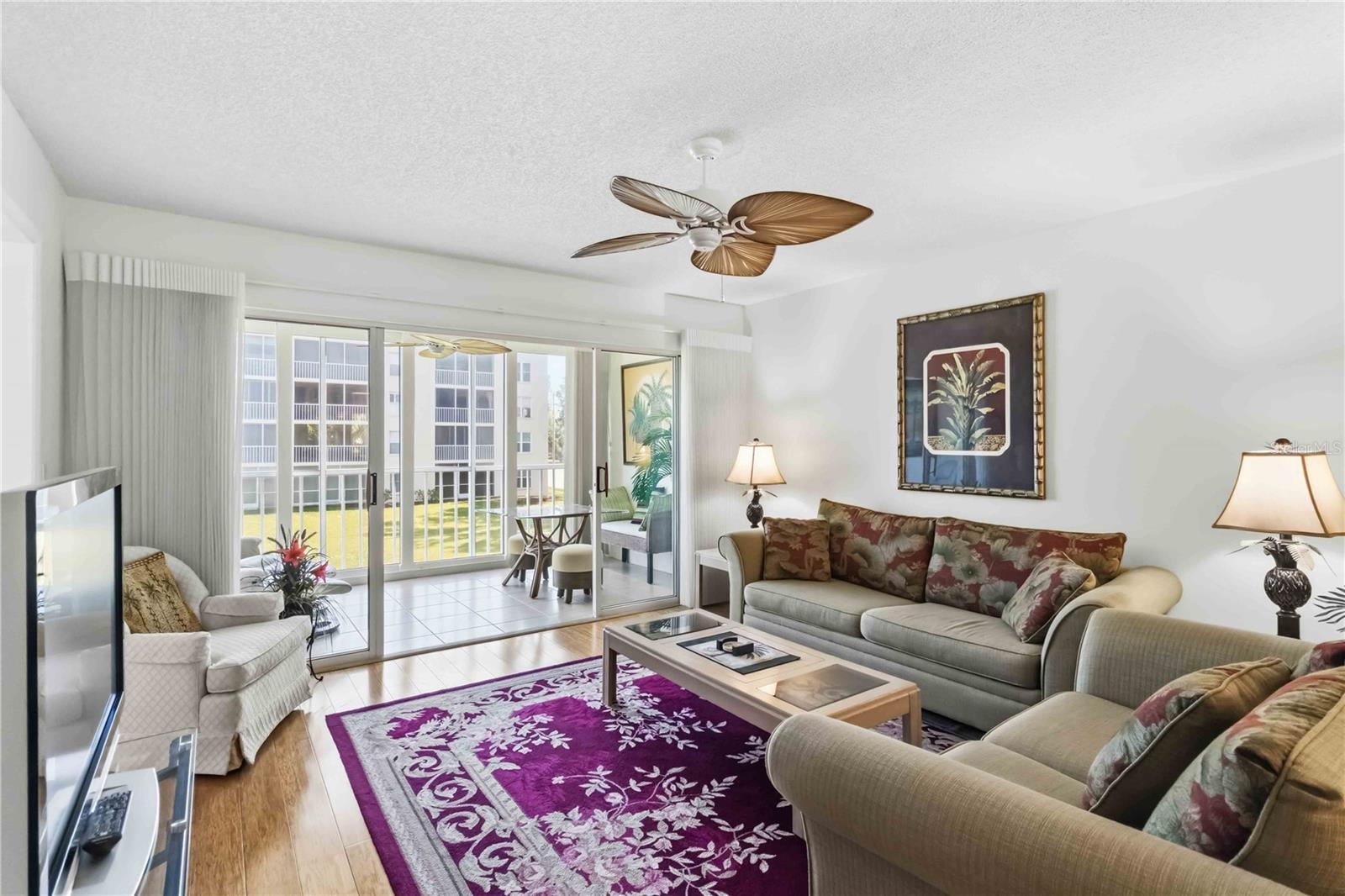 ARBORS AT PINEBROOK CONDO PH I - Residential