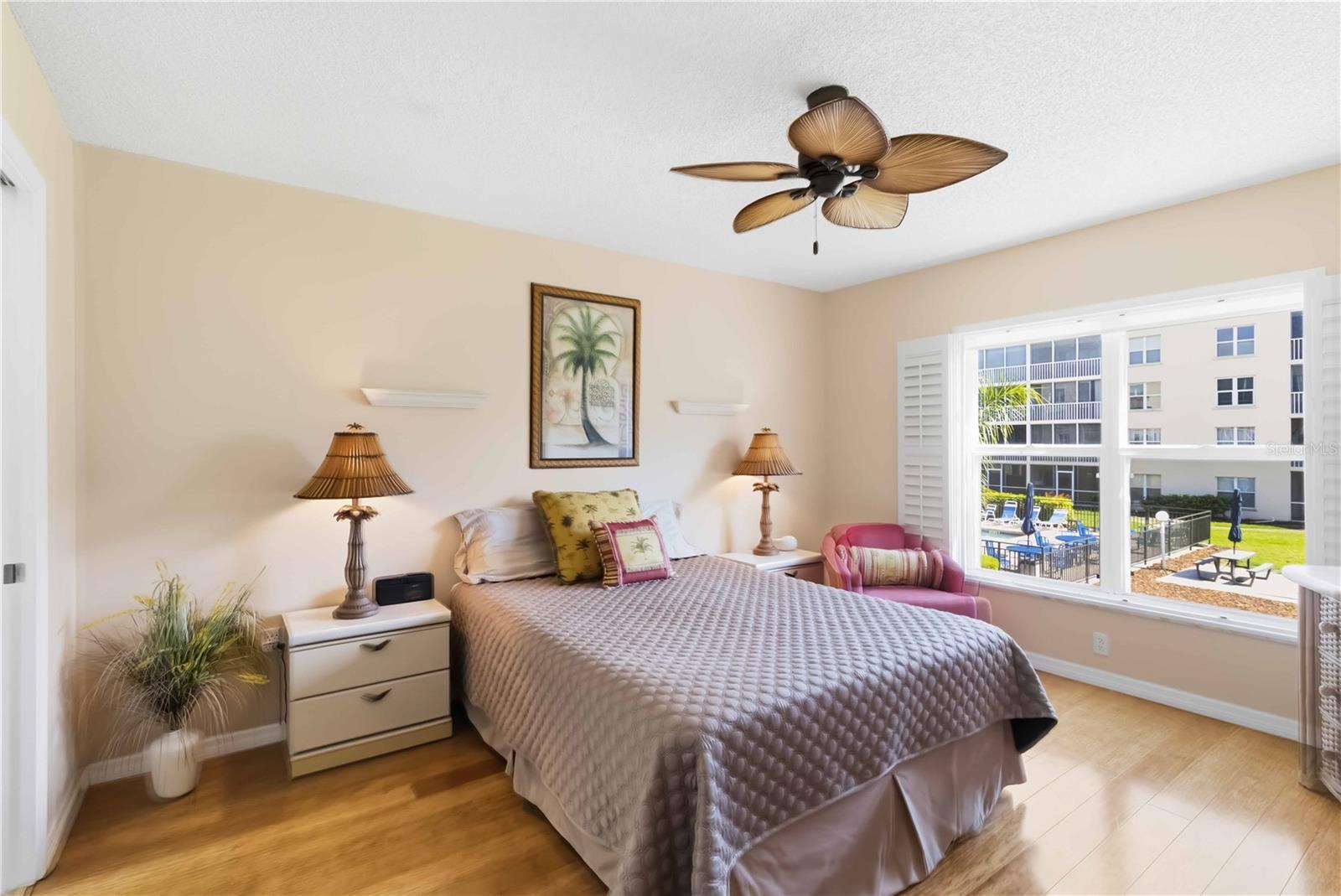 ARBORS AT PINEBROOK CONDO PH I - Residential