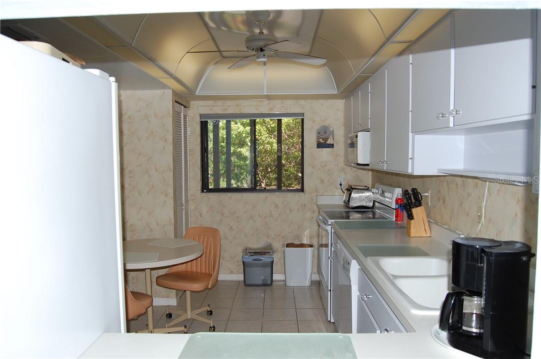 PELICAN COVE XII - Residential Lease