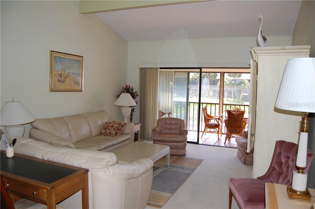 PELICAN COVE XII - Residential Lease