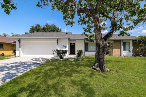 Photo of 12013 Clove Street, Orlando, FL 32837 (MLS # C7527003)