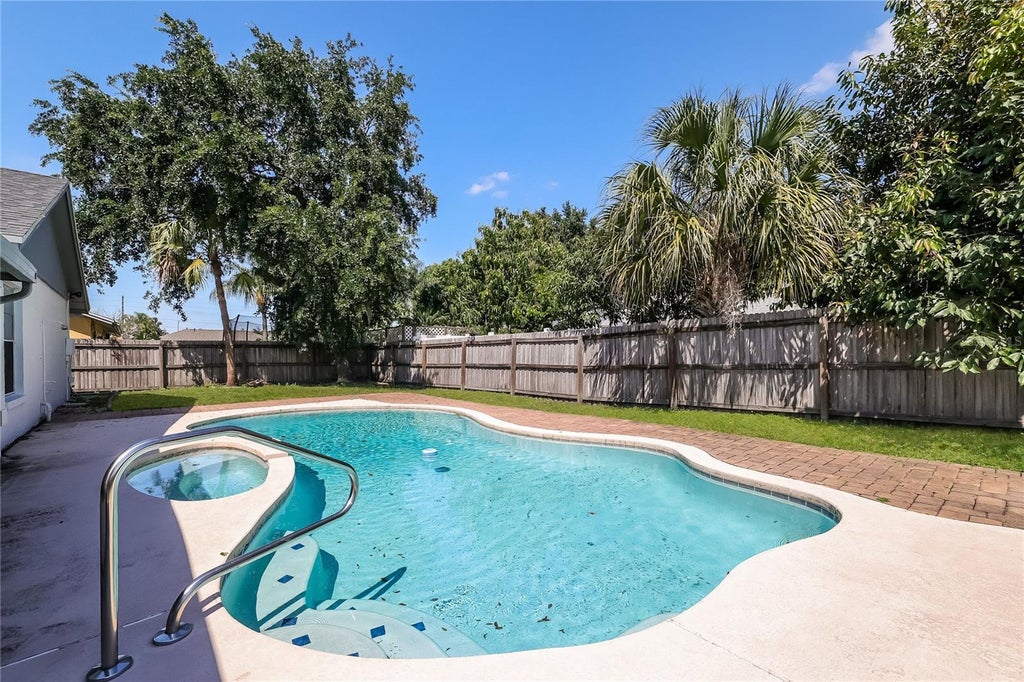 Photo of Orlando, FL 32837 (MLS # C7527003)
