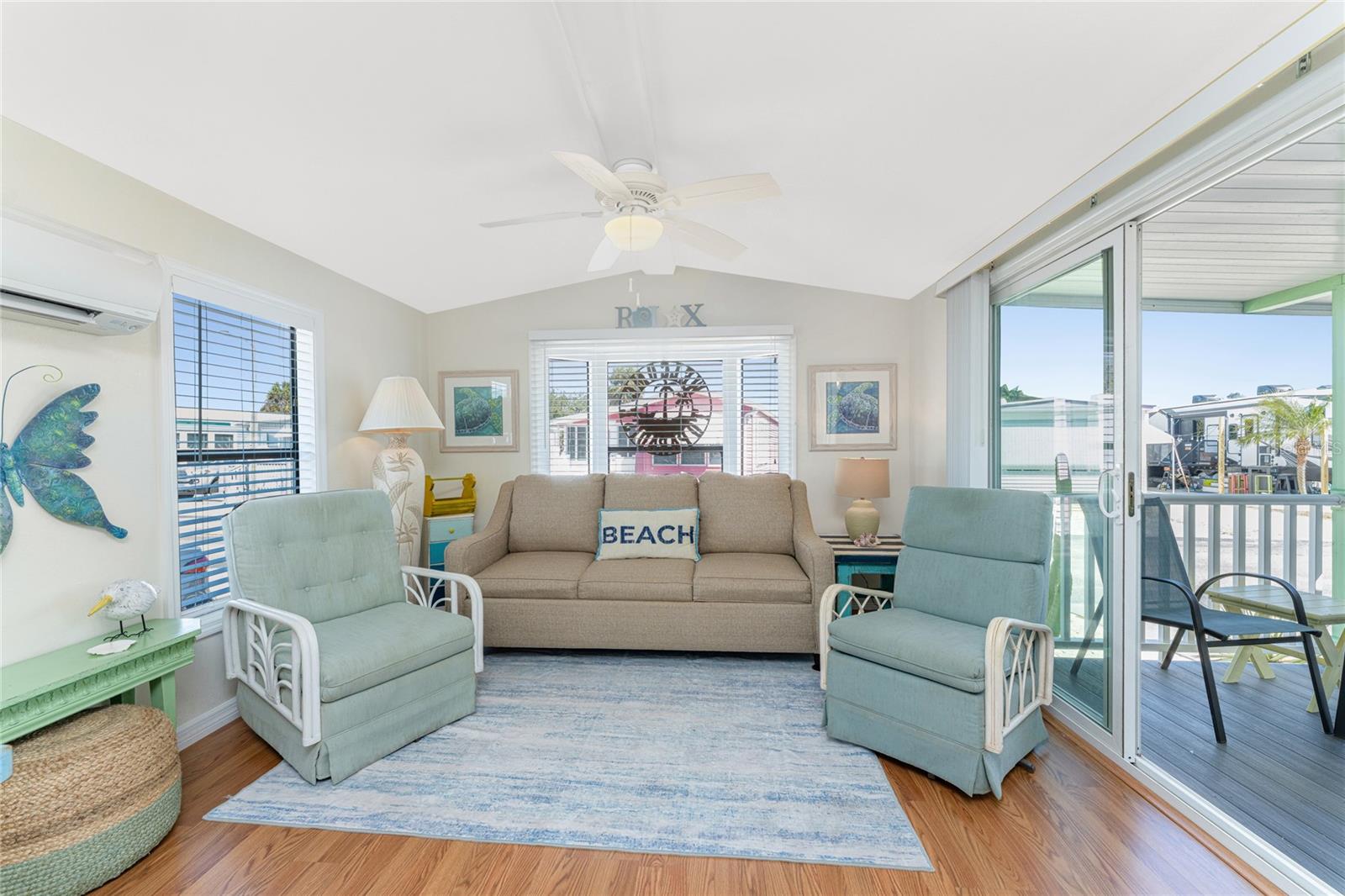 HOLIDAY TRAVEL PARK ENGLEWOOD - Residential