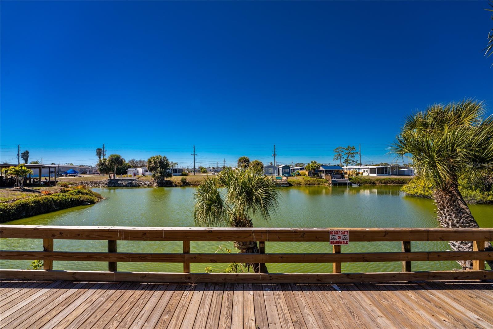 HOLIDAY TRAVEL PARK ENGLEWOOD - Residential