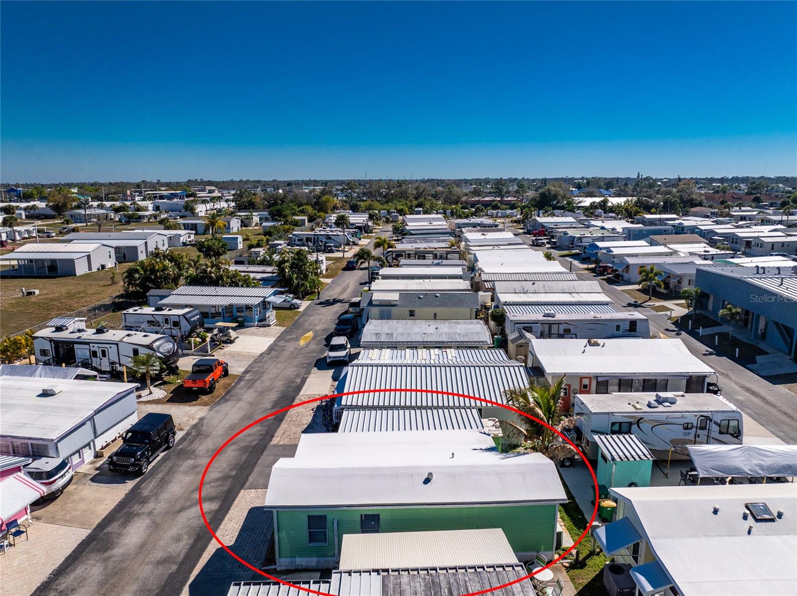 HOLIDAY TRAVEL PARK ENGLEWOOD - Residential