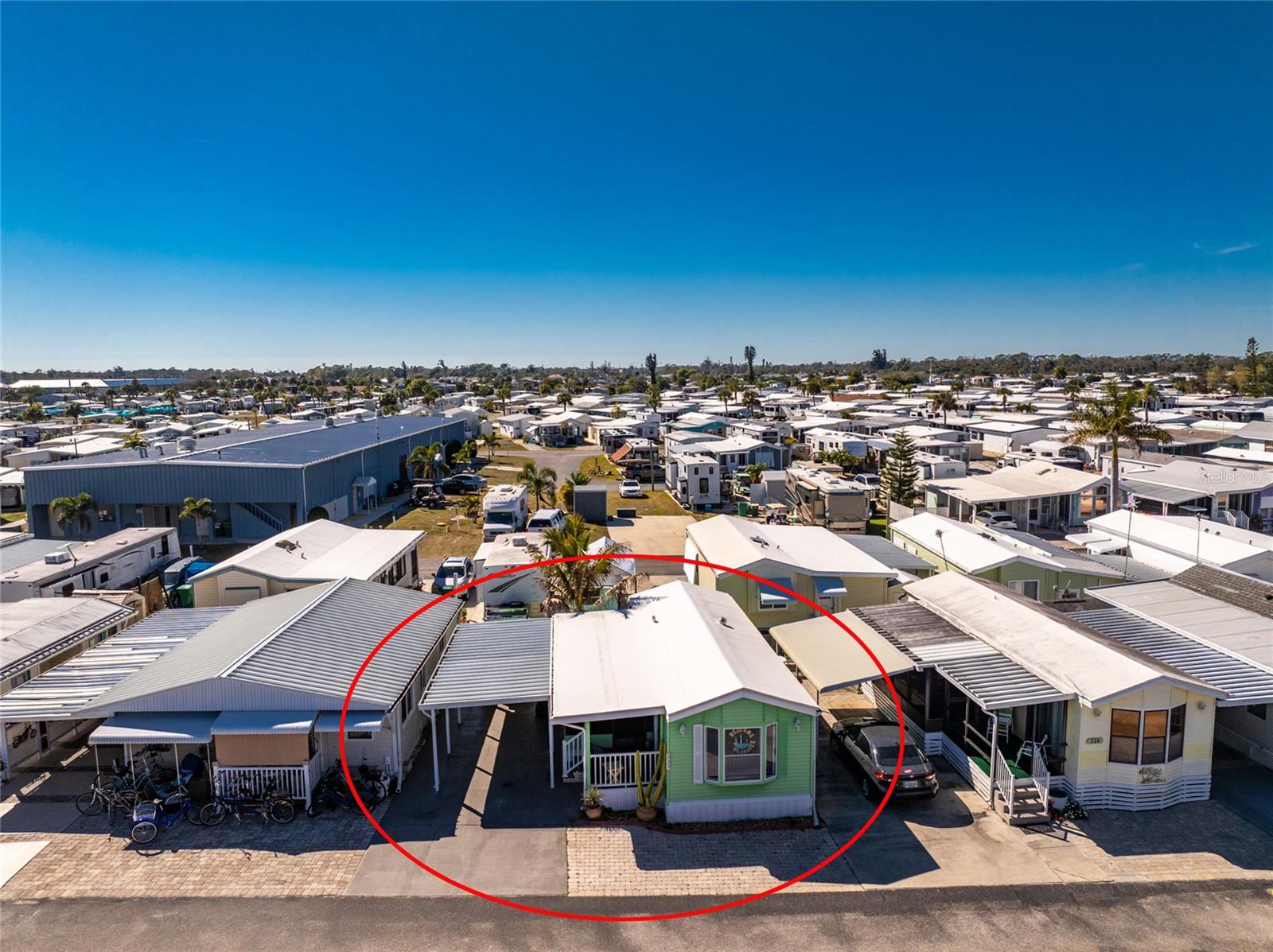 HOLIDAY TRAVEL PARK ENGLEWOOD - Residential