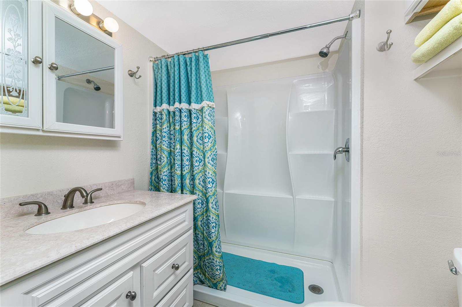 HOLIDAY TRAVEL PARK ENGLEWOOD - Residential