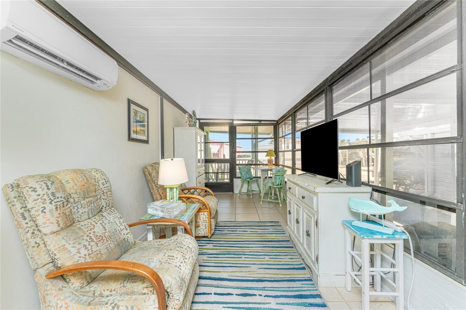 HOLIDAY TRAVEL PARK ENGLEWOOD - Residential