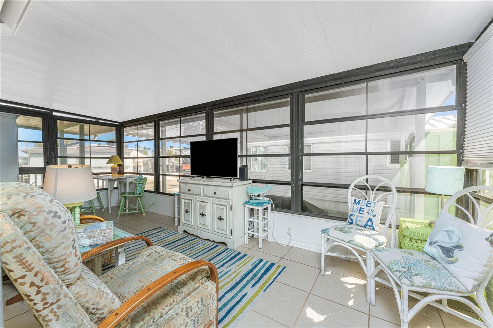 HOLIDAY TRAVEL PARK ENGLEWOOD - Residential