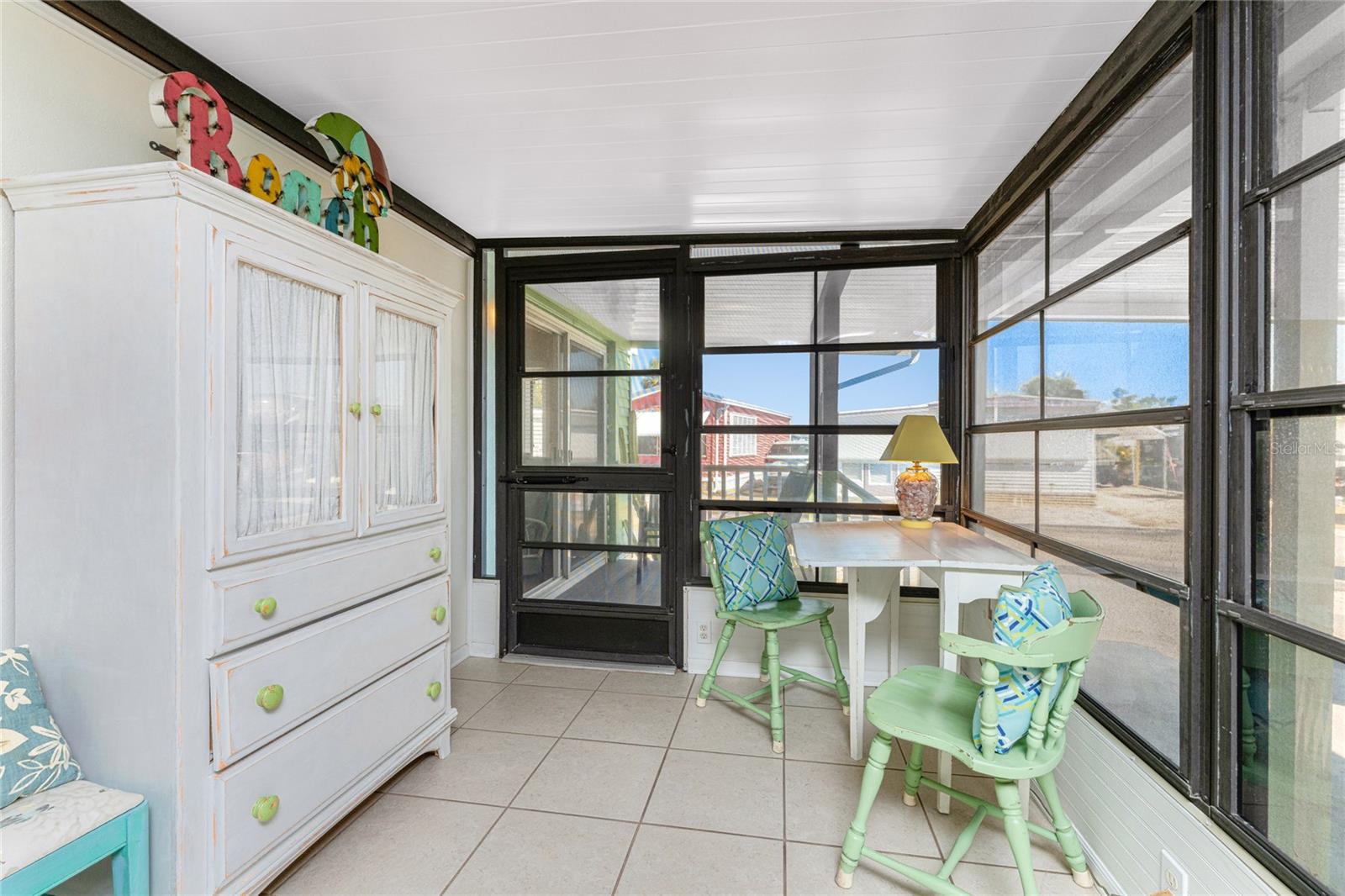 HOLIDAY TRAVEL PARK ENGLEWOOD - Residential