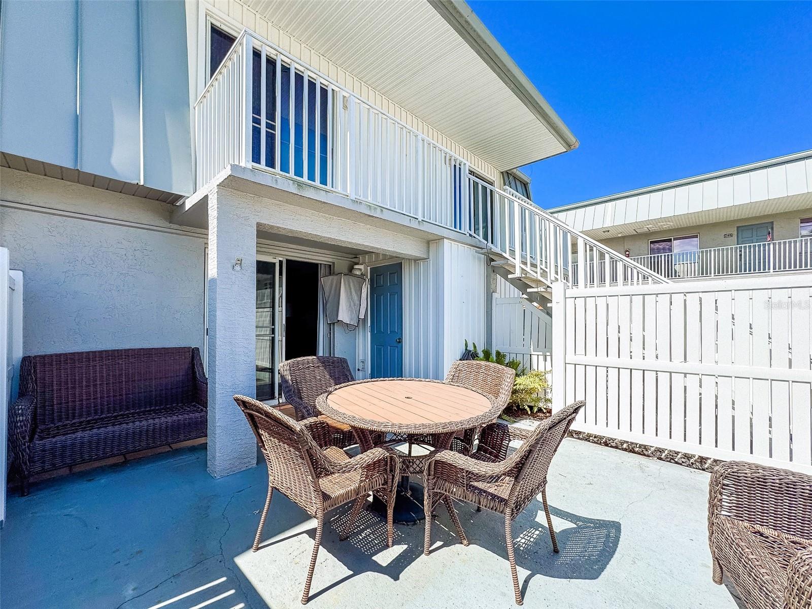 REGENCY CONDO - Residential