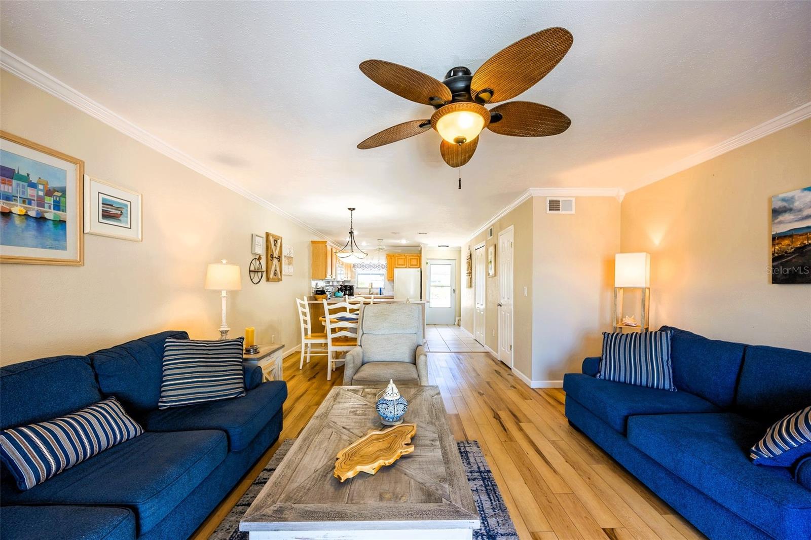 REGENCY CONDO - Residential