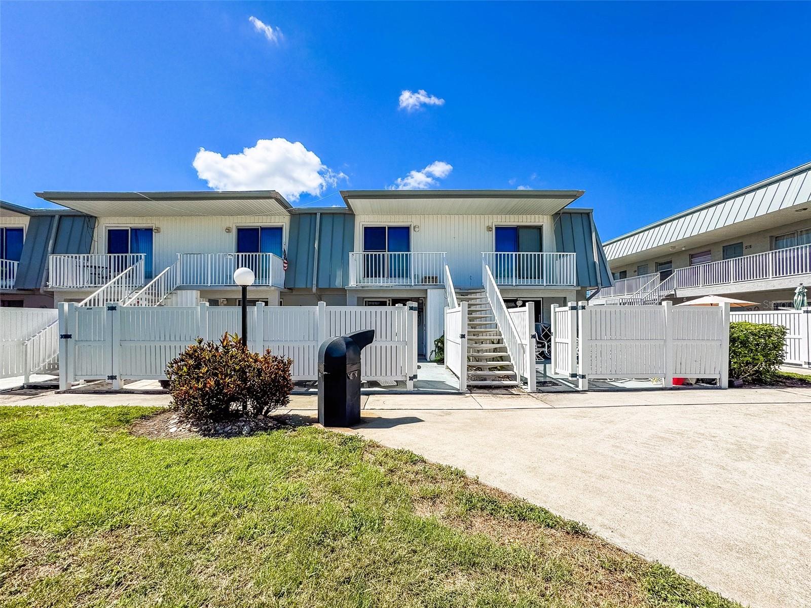 REGENCY CONDO - Residential