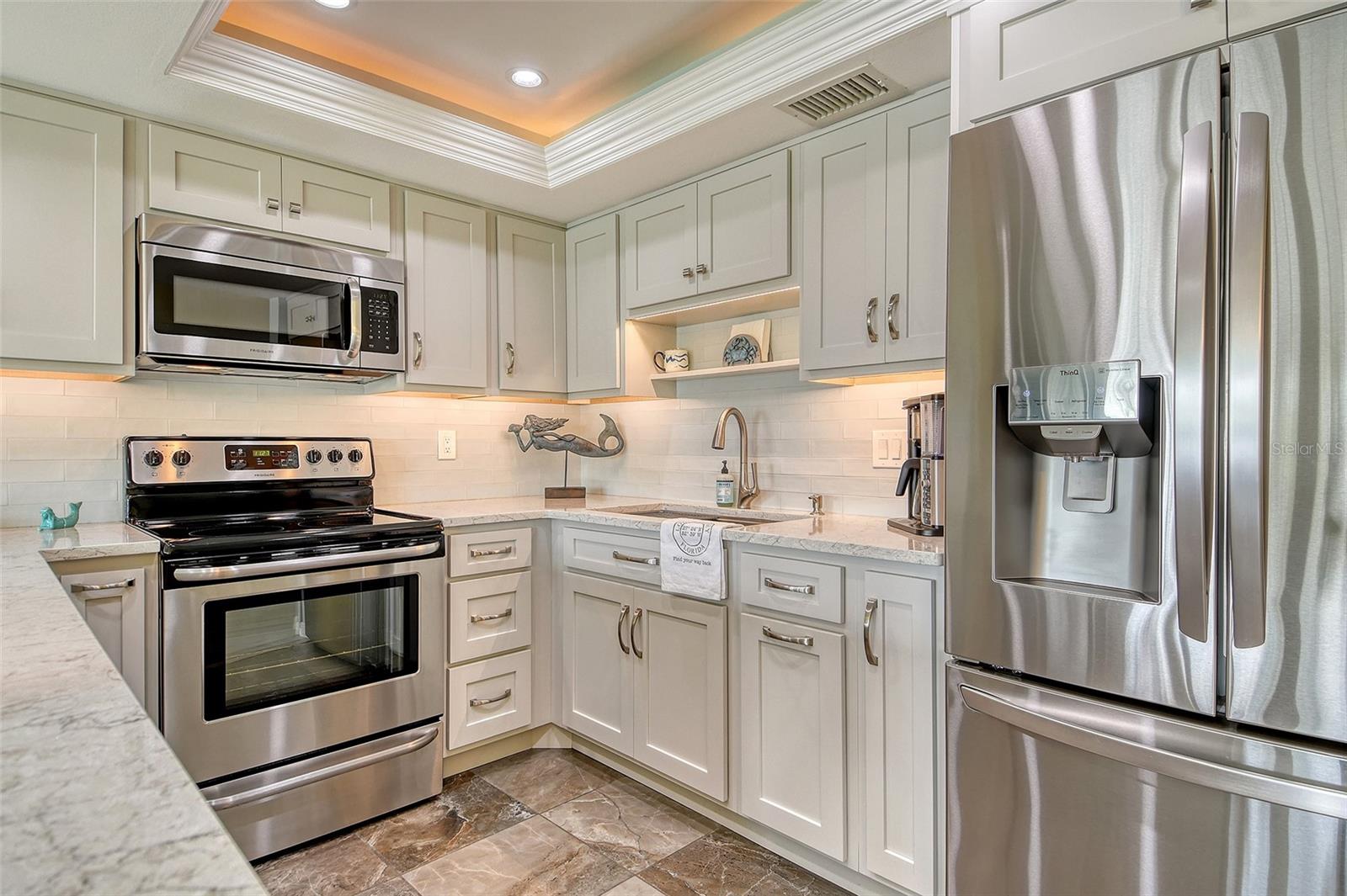 WHITNEY BEACH - Residential