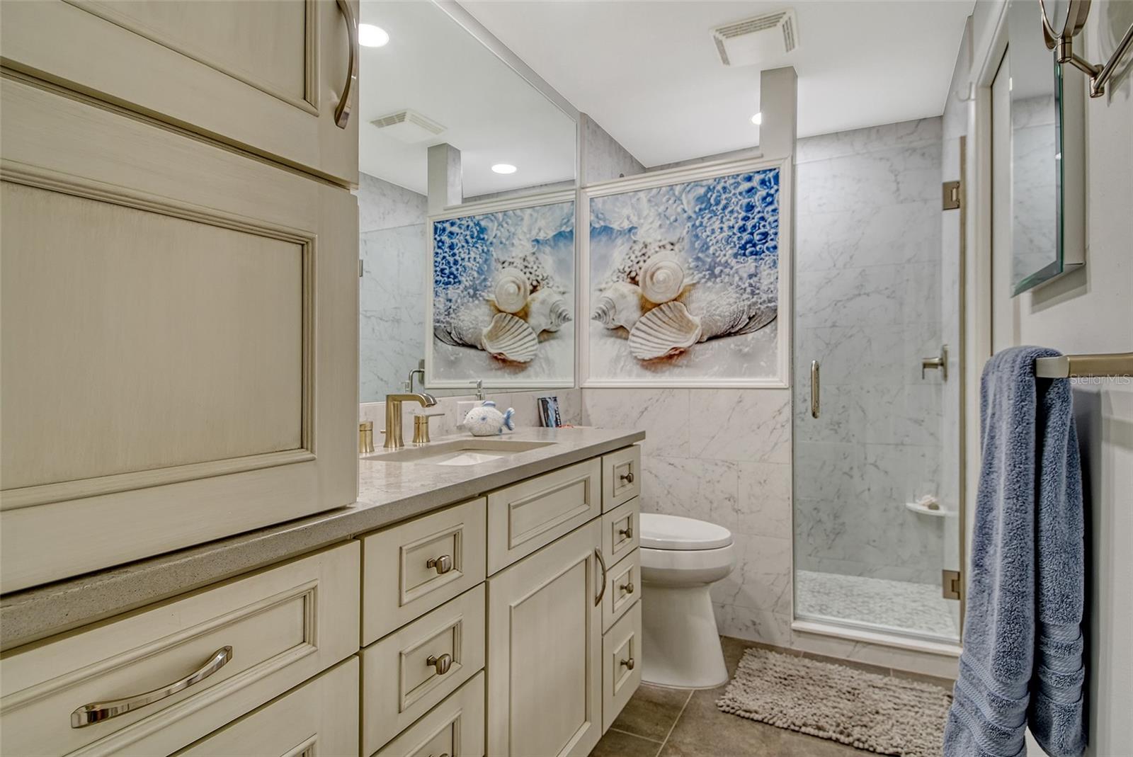 WHITNEY BEACH - Residential
