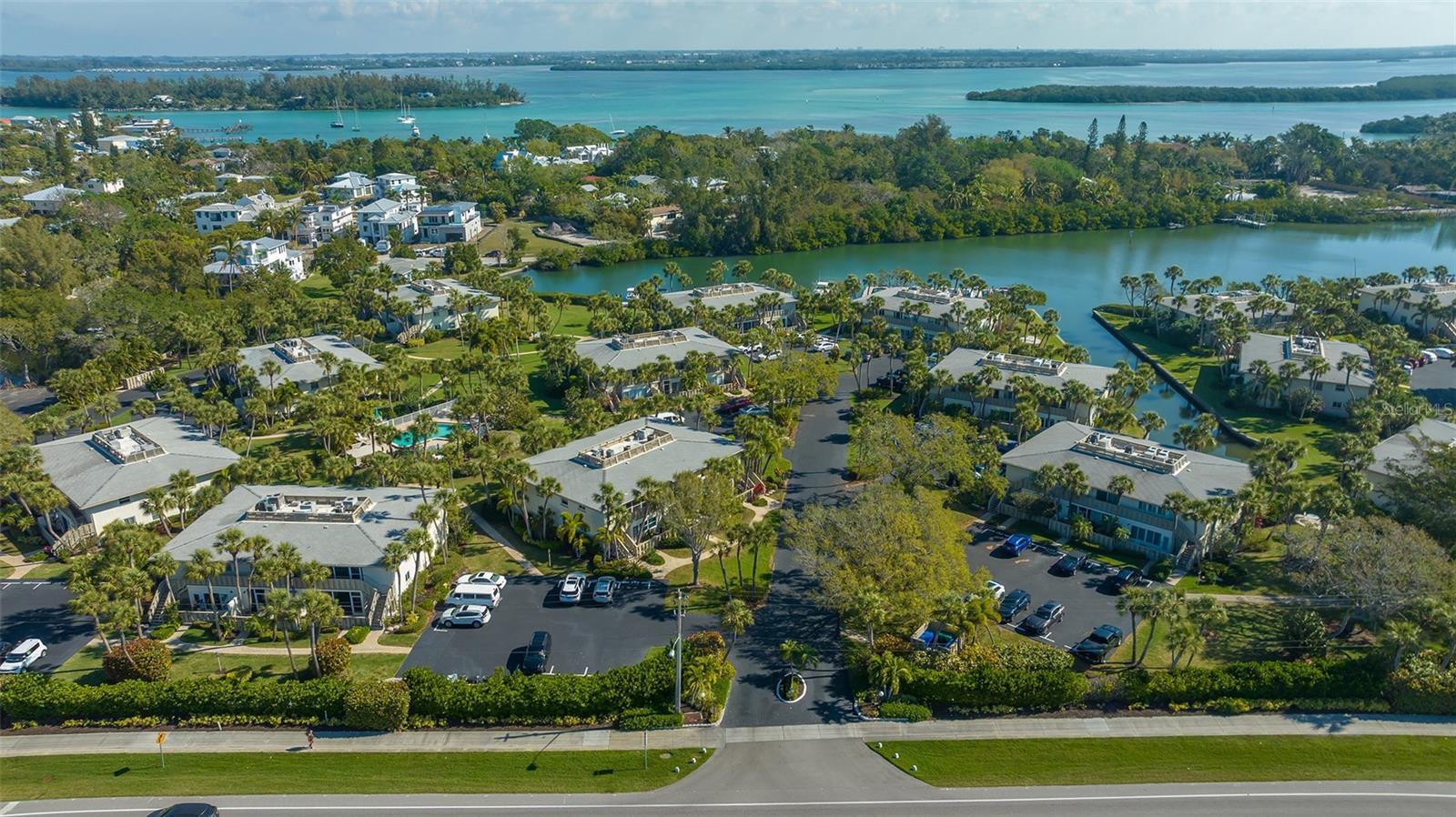 WHITNEY BEACH - Residential