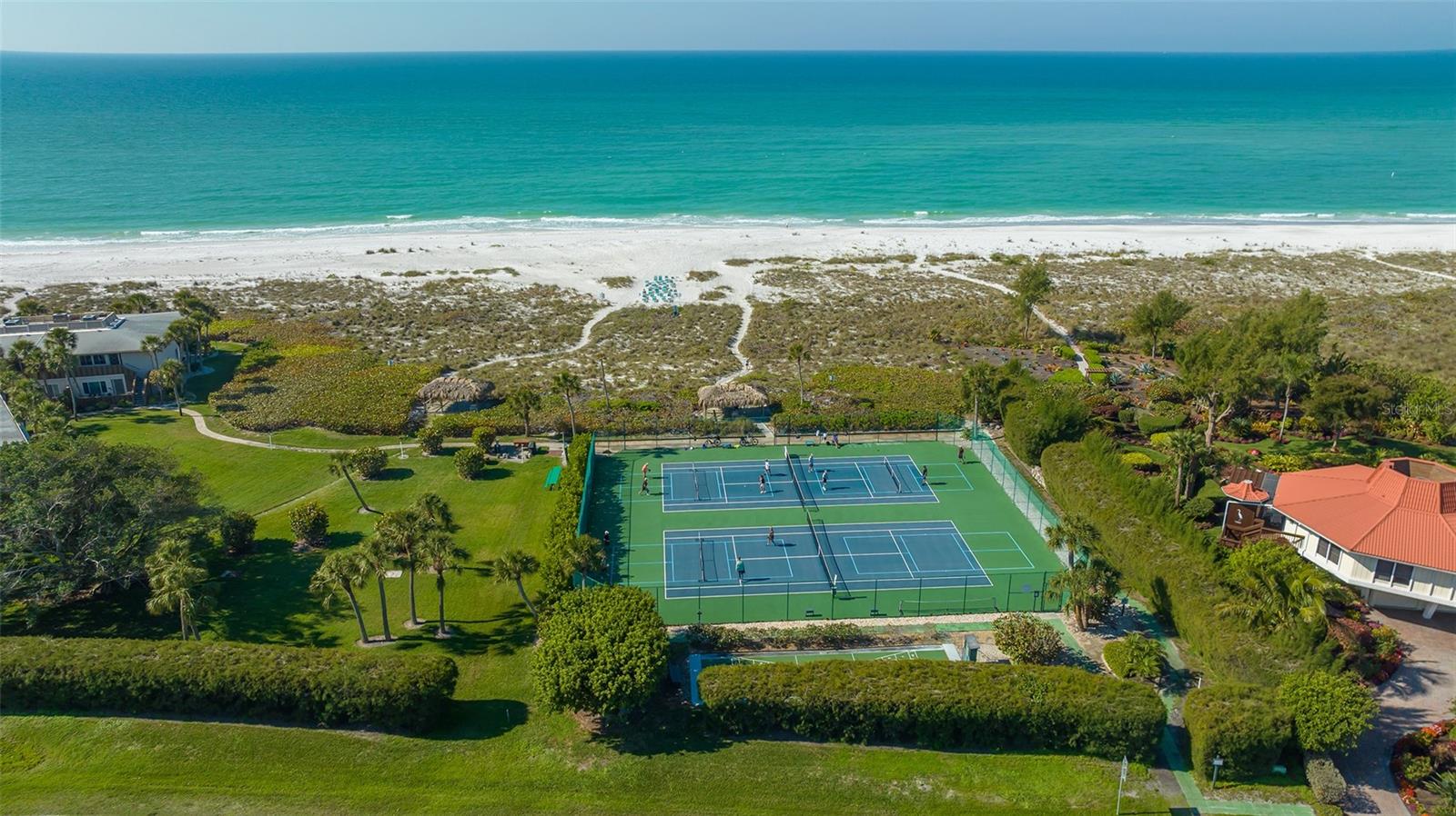WHITNEY BEACH - Residential