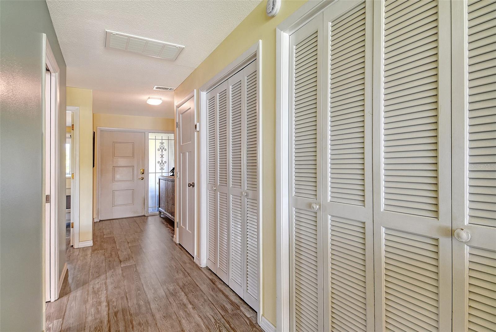 WHITNEY BEACH - Residential