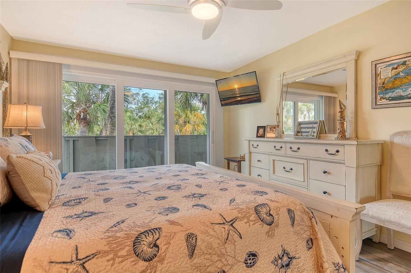 WHITNEY BEACH - Residential