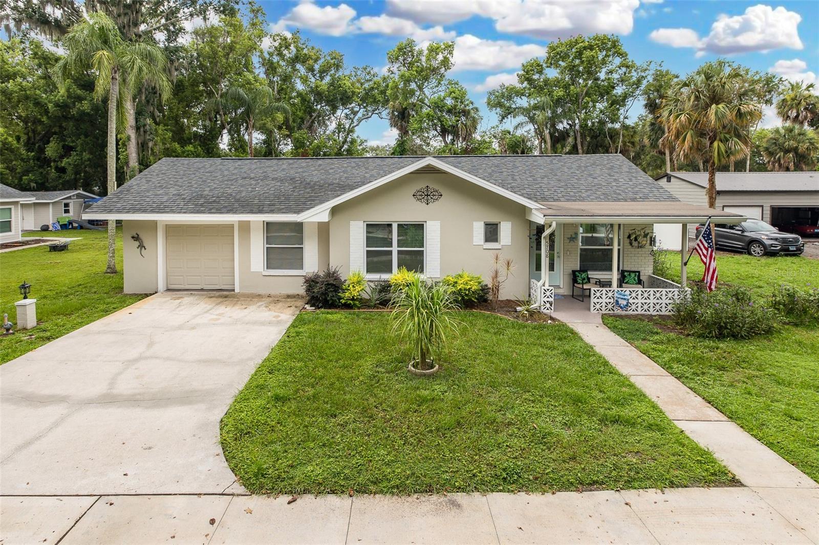 5708 HOMECREST ROAD