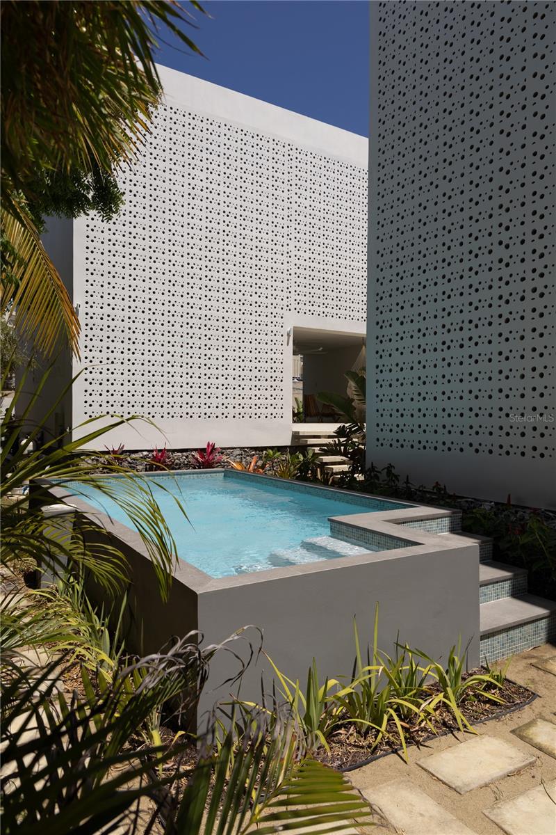 BAJURAS - Residential