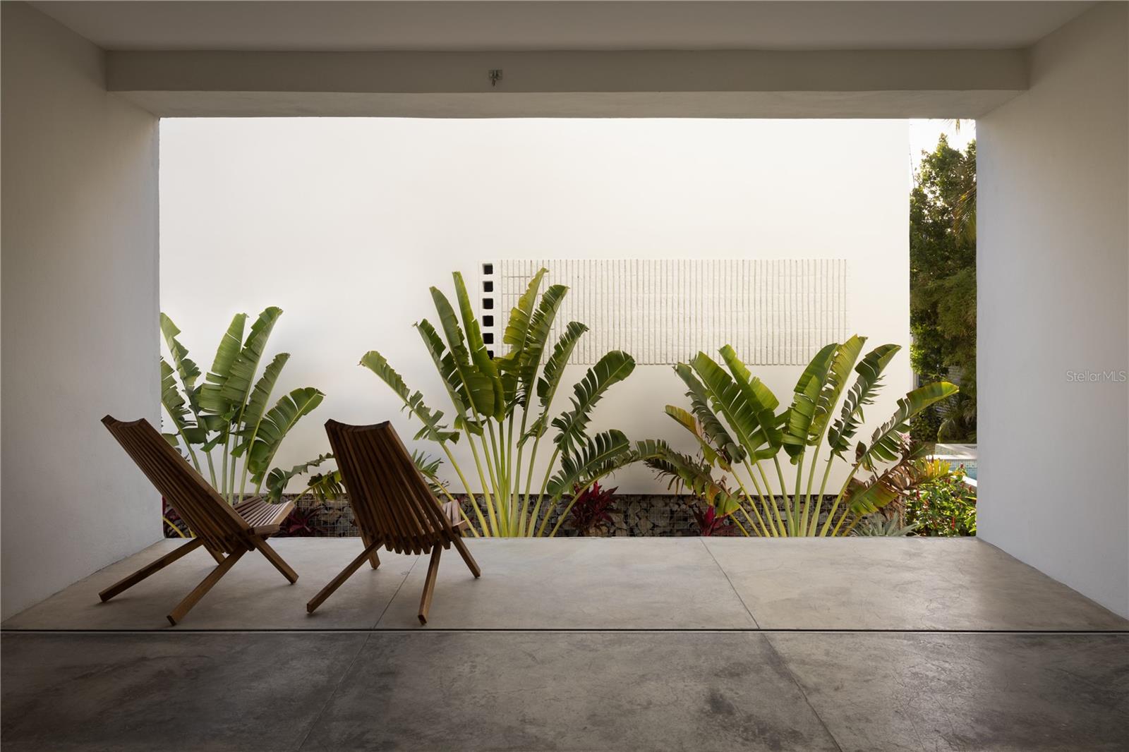 BAJURAS - Residential