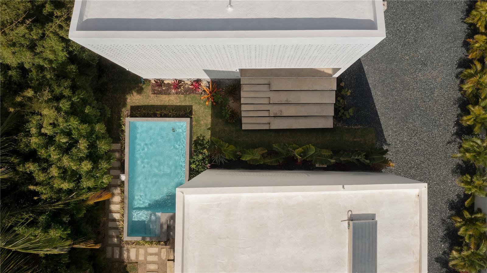 BAJURAS - Residential