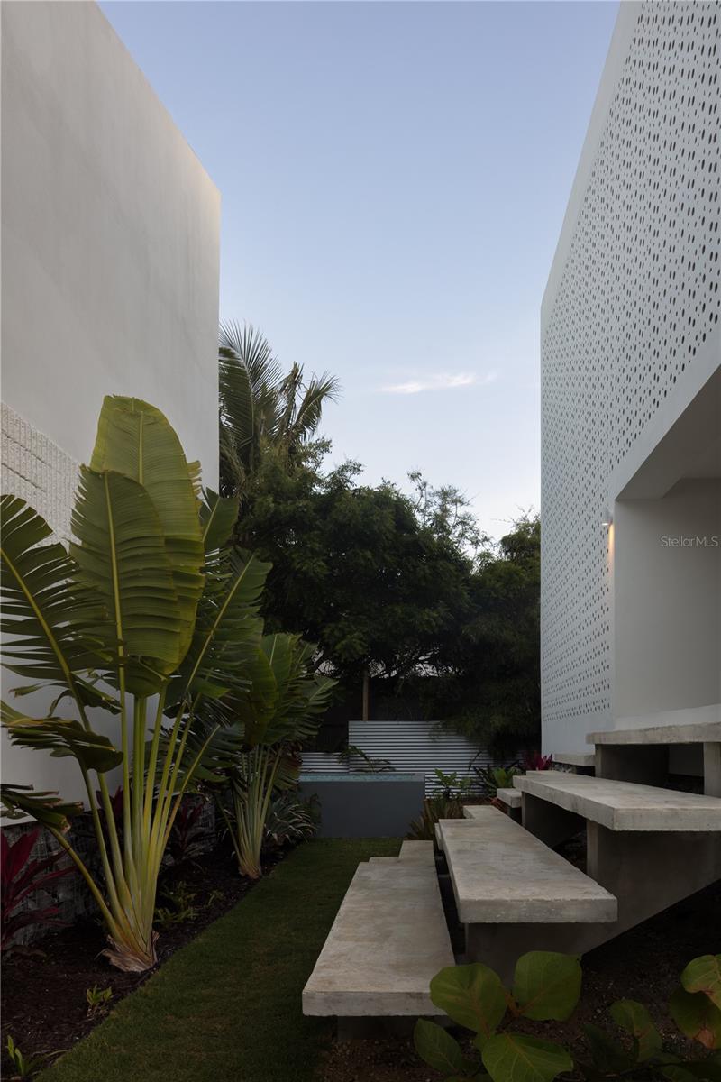 BAJURAS - Residential