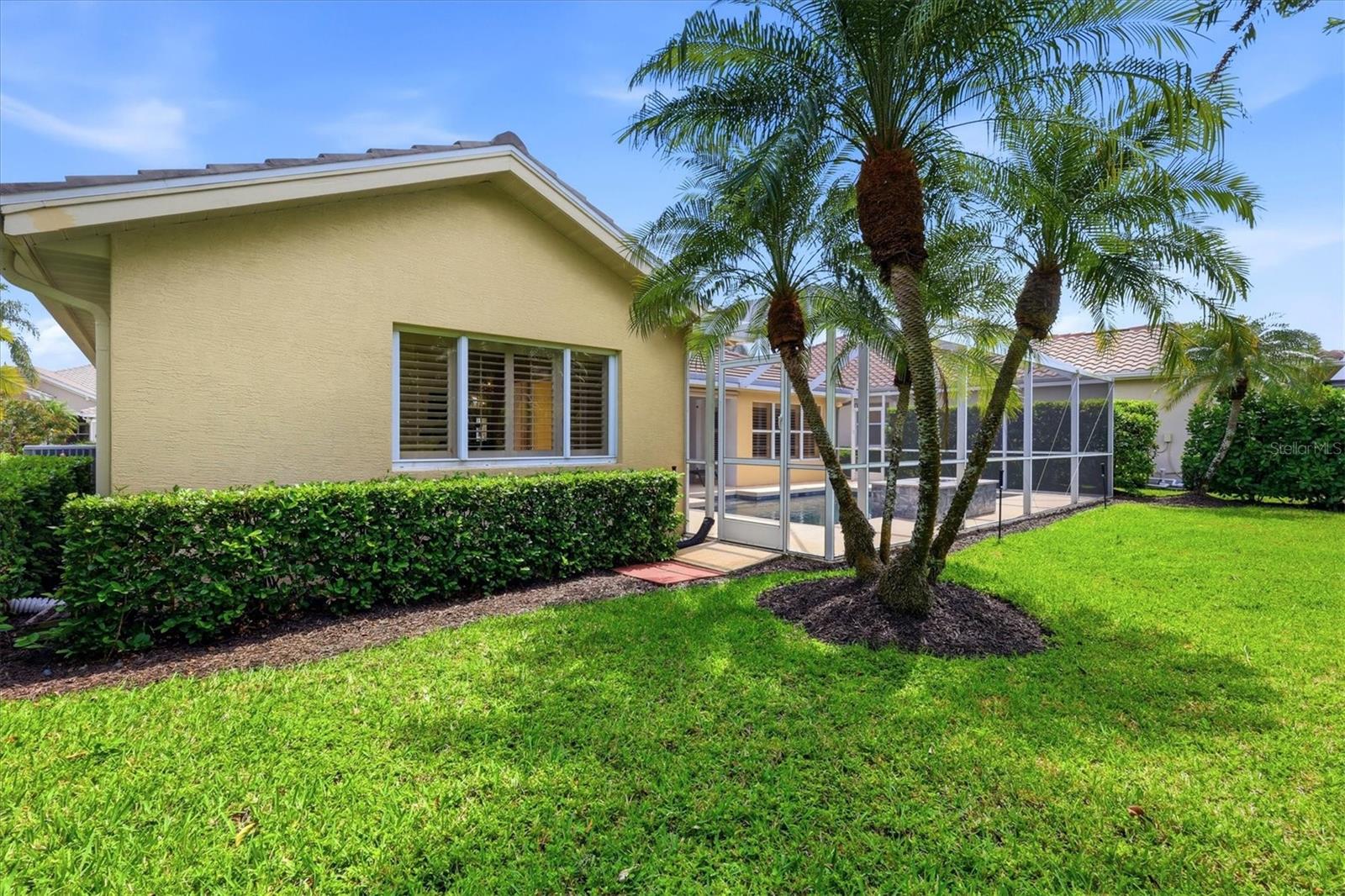 EDGEWATER VILLAGE - Residential