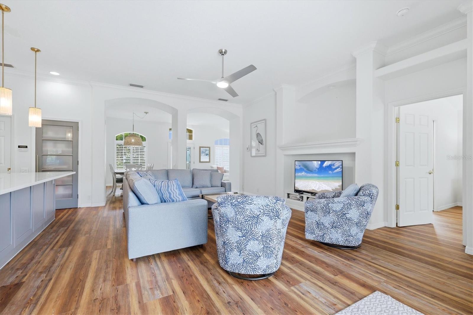 EDGEWATER VILLAGE - Residential