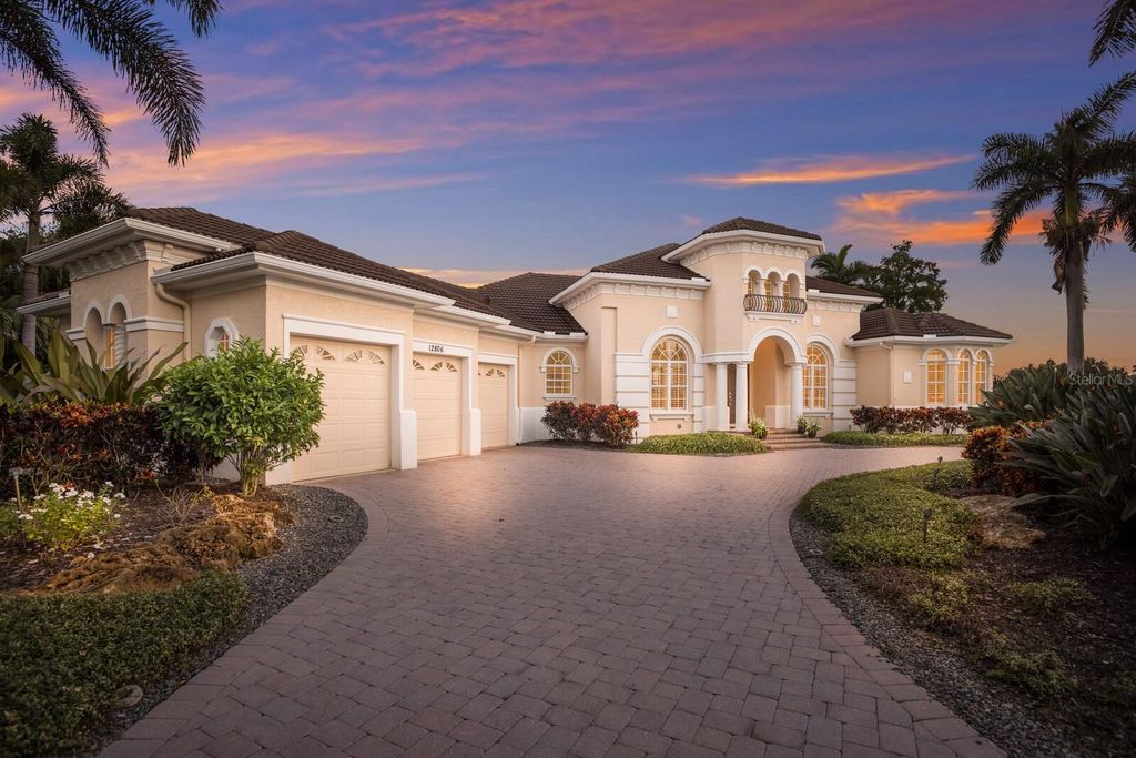 Photo of 12806 Forsgate Place, Lakewood Ranch, FL 34202 (MLS # A4664235)