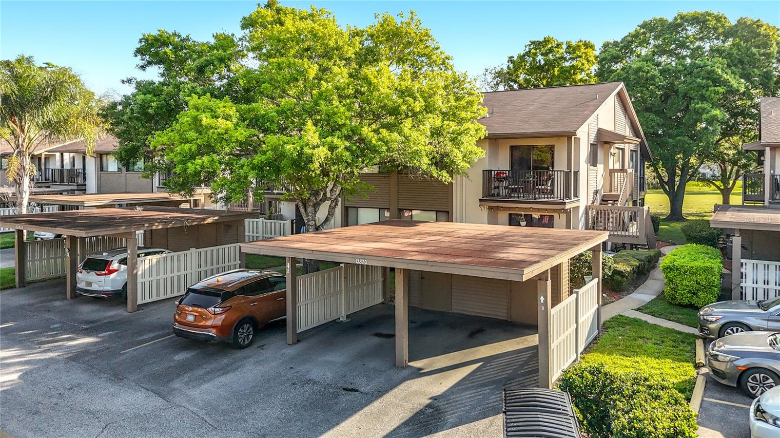 BEACON WOODS VILLAGE - Residential