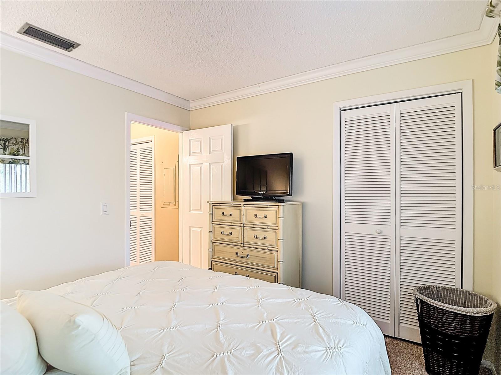 BEACON WOODS VILLAGE - Residential