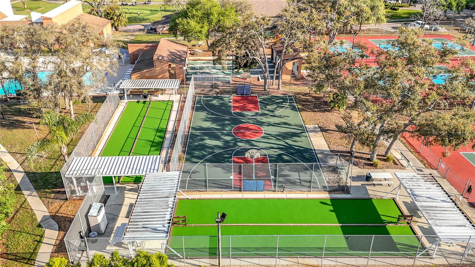 BEACON WOODS VILLAGE - Residential