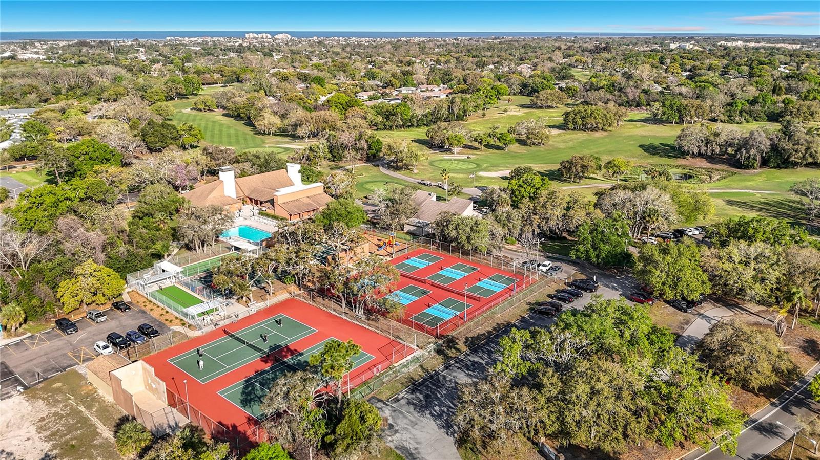 BEACON WOODS VILLAGE - Residential