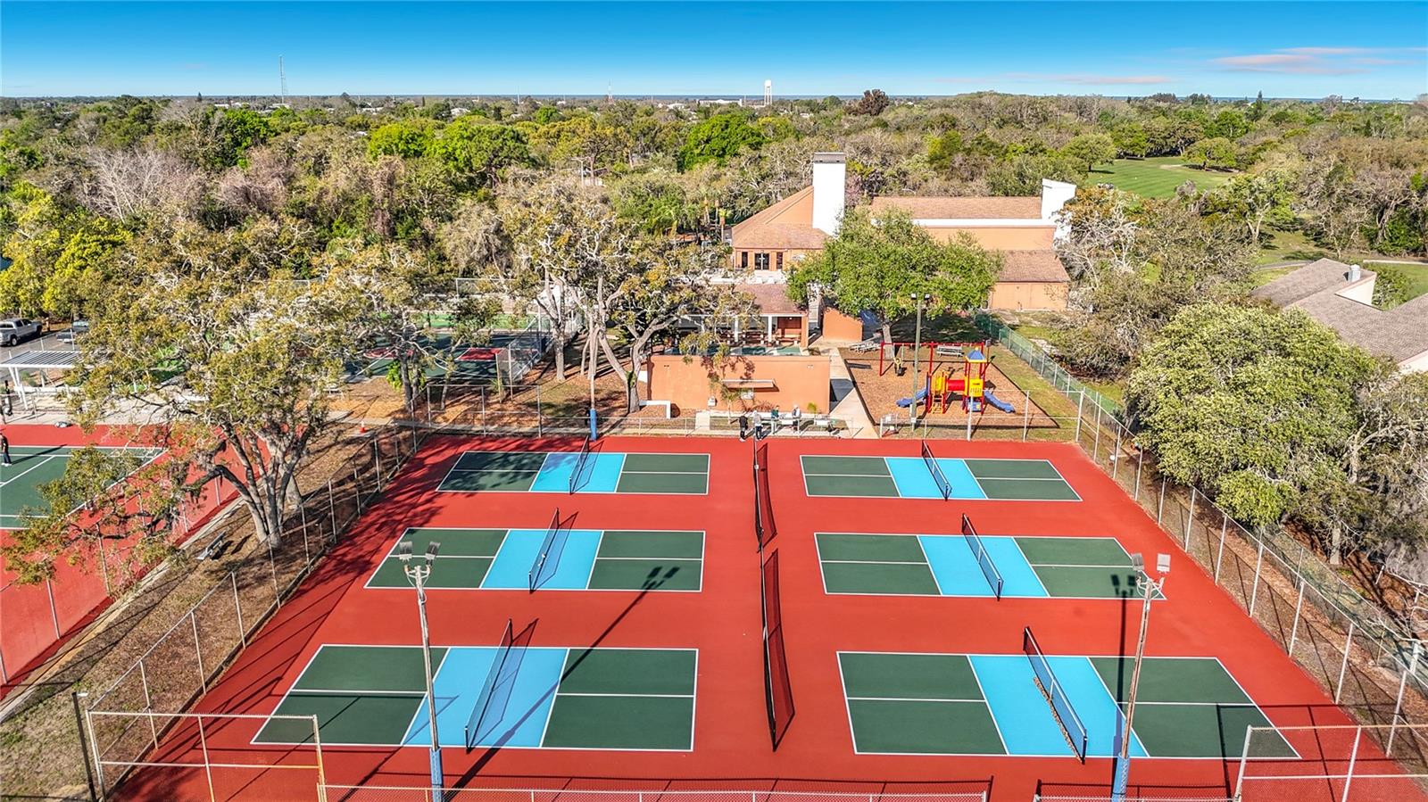 BEACON WOODS VILLAGE - Residential