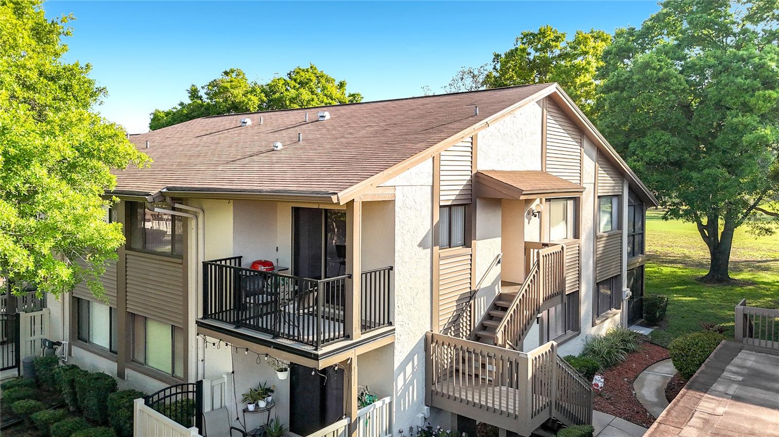 BEACON WOODS VILLAGE - Residential